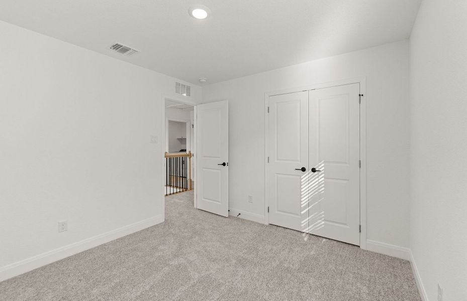 Spacious, unfurnished interior of a new home in Patterson Ranch, Georgetown (Image 37).