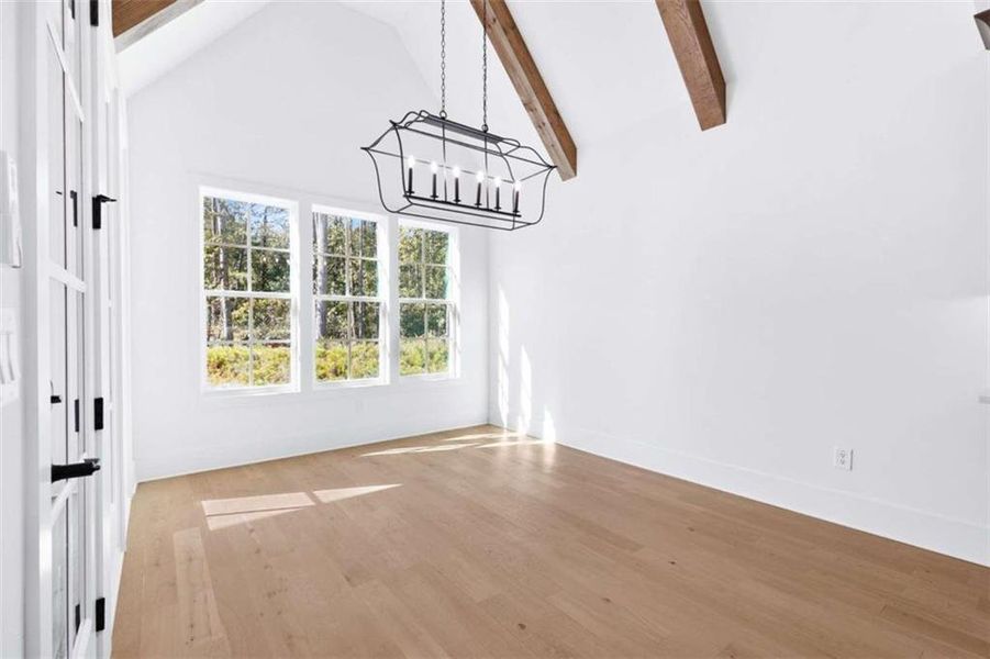 Spacious, unfurnished interior of a new home in , Peachtree City (Image 28).