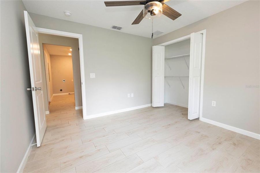 Spacious, unfurnished interior of a new home in , Lake Panasoffkee (Image 15).