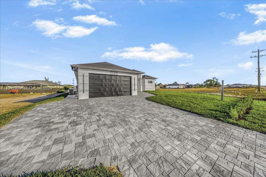 Image 31 of a home in .
