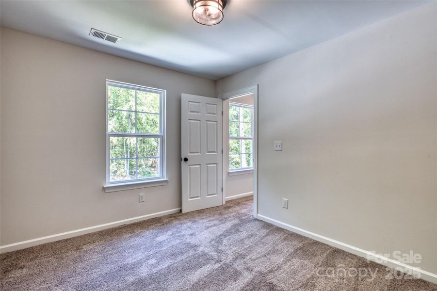 Spacious, unfurnished interior of a new home in , Fort Lawn (Image 25).