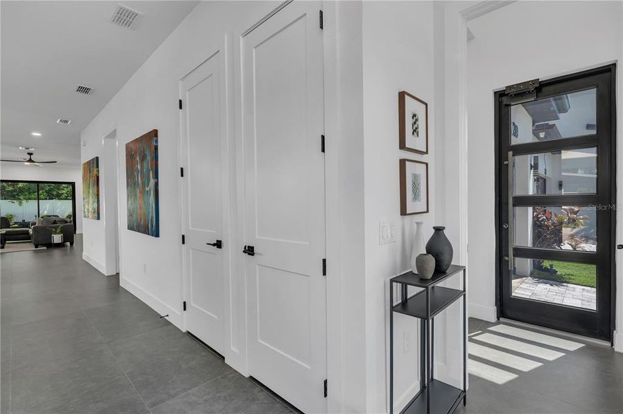 Furnished interior view inside a new home in , Orlando (Image 16).