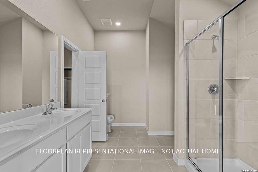 Furnished interior view inside a new home in Winding Brook, San Antonio (Image 9).