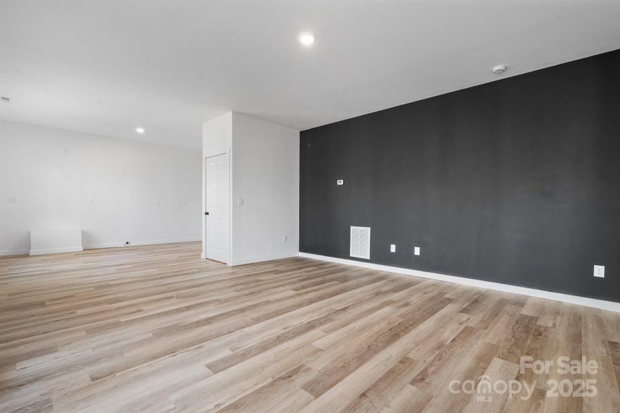 Spacious, unfurnished interior of a new home in , Maiden (Image 17).