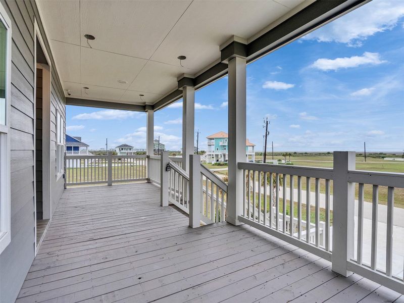 Exterior details and patio area of a home in , Galveston (Image 25).