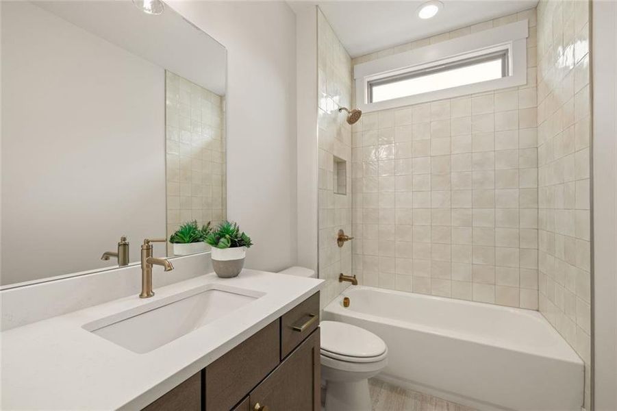 Furnished interior view inside a new home in Soleil Summit Chase, Snellville (Image 17).