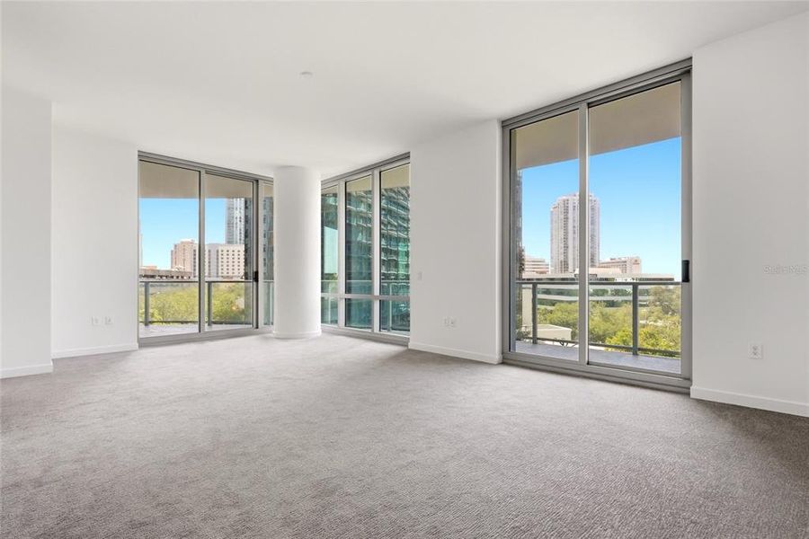 Spacious, unfurnished interior of a new home in , St. Petersburg (Image 25). Spacious, unfurnished interior of a new home in , St. Petersburg (Image 25).
