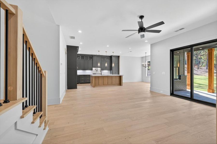 Spacious, unfurnished interior of a new home in , Jefferson (Image 50).