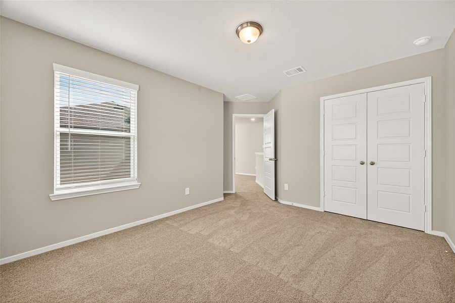 Spacious, unfurnished interior of a new home in Sunterra, Katy (Image 38). Spacious, unfurnished interior of a new home in Sunterra, Katy (Image 38).