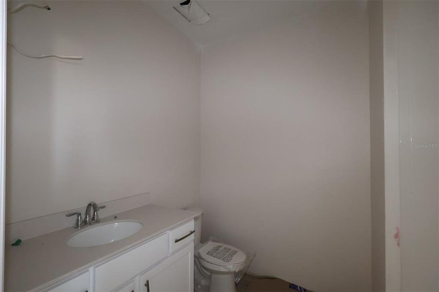 Image 22 of a home in Center Lake on the Park.