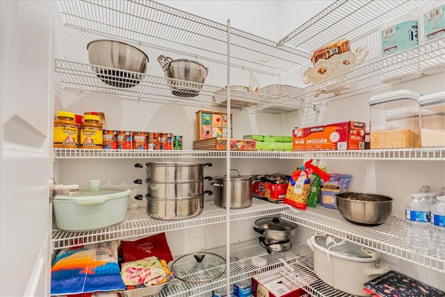 Close-up of interior finishes inside a home in Pearl Estates, Lutz (Image 24).
