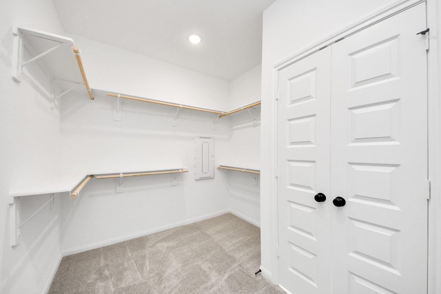 Spacious, unfurnished interior of a new home in Elyson, Katy (Image 30).