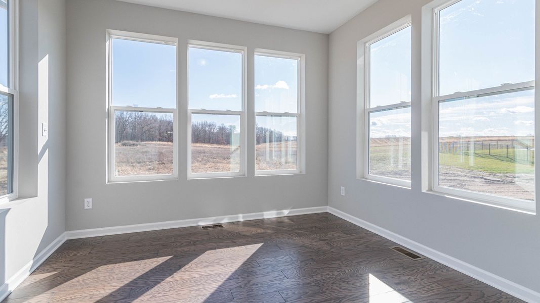 Representative unfurnished interior of a home built from the The Winslow by Norfolk Homes in Valleys, Jackson (Image 98).