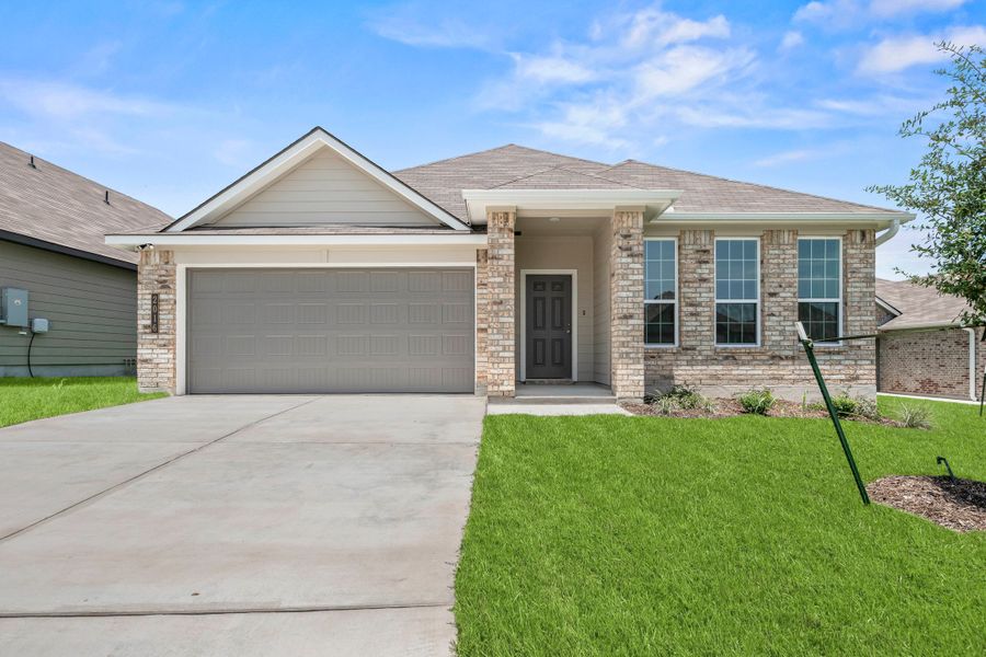 Front exterior of a new home in South Pointe, Temple, TX, highlighting curb appeal (Image 1). Front exterior of a new home in South Pointe, Temple, TX, highlighting curb appeal (Image 1).