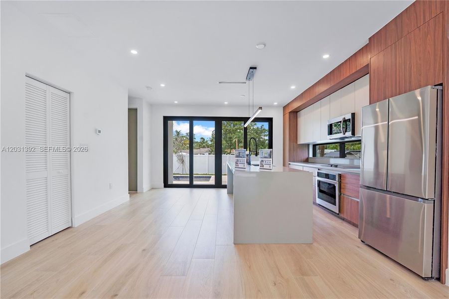 Furnished interior view inside a new home in , Hollywood (Image 10).