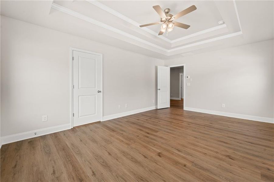 Spacious, unfurnished interior of a new home in , Duluth (Image 33).