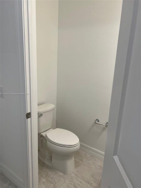 Furnished interior view inside a new home in , West Palm Beach (Image 5).