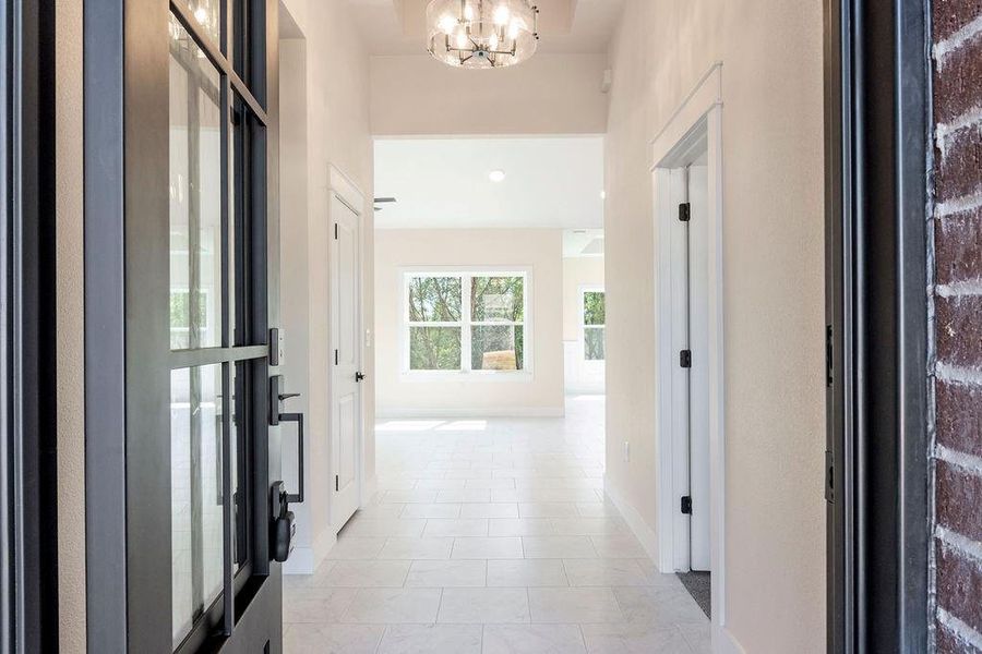 Spacious, unfurnished interior of a new home in , Granbury (Image 17).