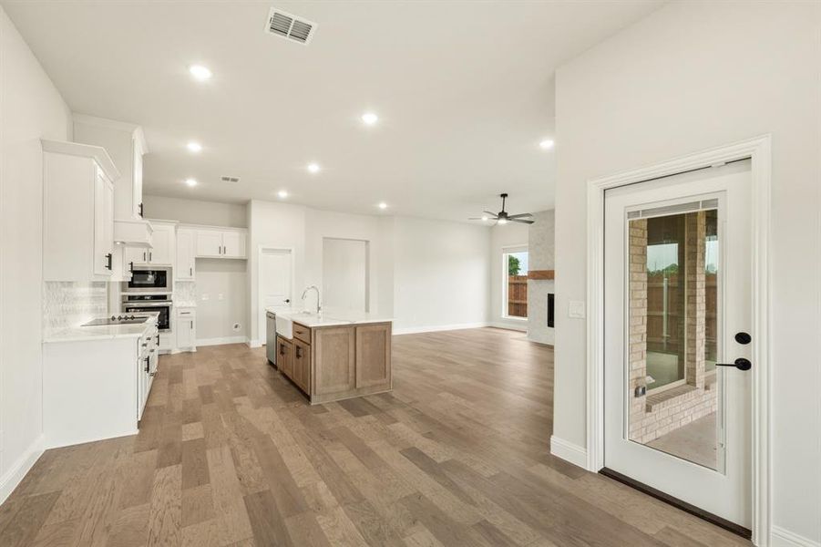 Image 33 of a home in The Retreat at North Grove 60. Image 33 of a home in The Retreat at North Grove 60.