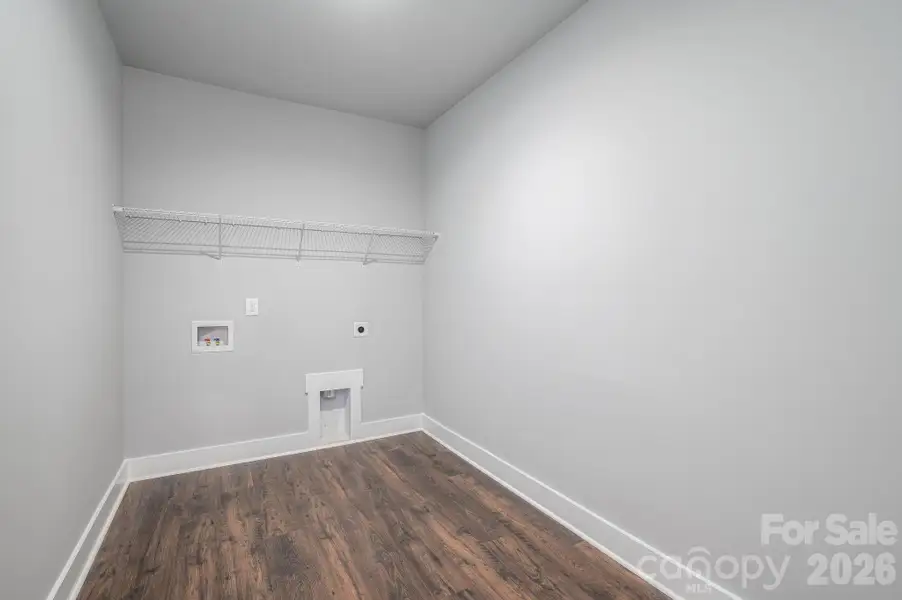 Spacious, unfurnished interior of a new home in , Maiden (Image 21).