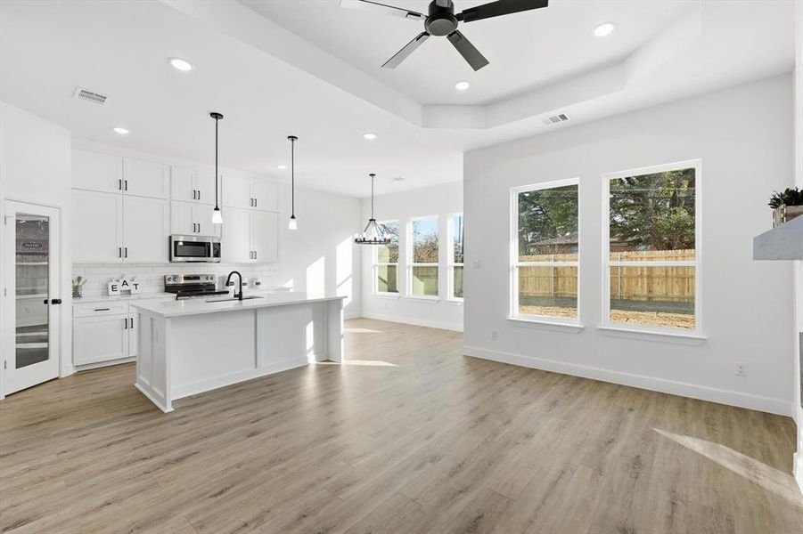 Spacious, unfurnished interior of a new home in , Haltom City (Image 12).