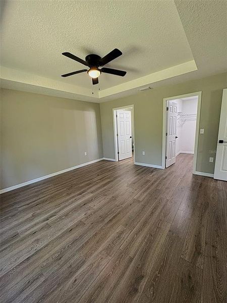Spacious, unfurnished interior of a new home in , Ocala (Image 14).