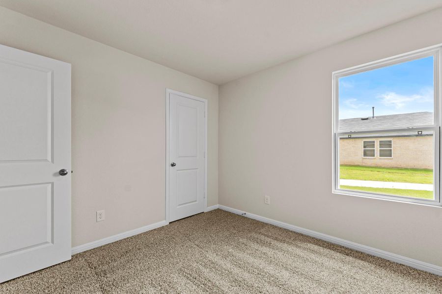 Spacious, unfurnished interior of a new home in Whisper South, San Marcos (Image 29).