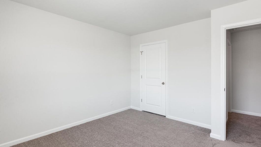 Spacious, unfurnished interior of a new home in Grayson Park, Leland (Image 30).