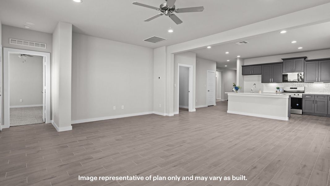 Spacious, unfurnished interior of a new home in Northwest Passage, Midland (Image 11). Spacious, unfurnished interior of a new home in Northwest Passage, Midland (Image 11).