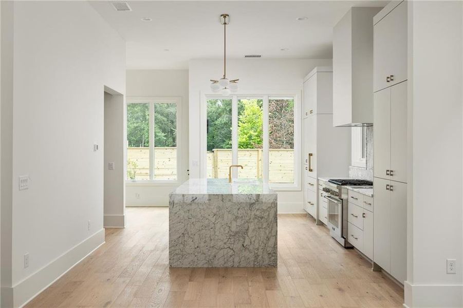 Furnished interior view inside a new home in , Chattahoochee Hills (Image 4).