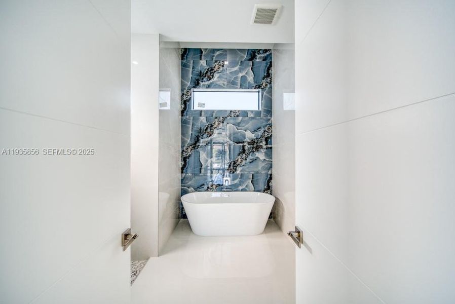 Furnished interior view inside a new home in , Cape Coral (Image 48).