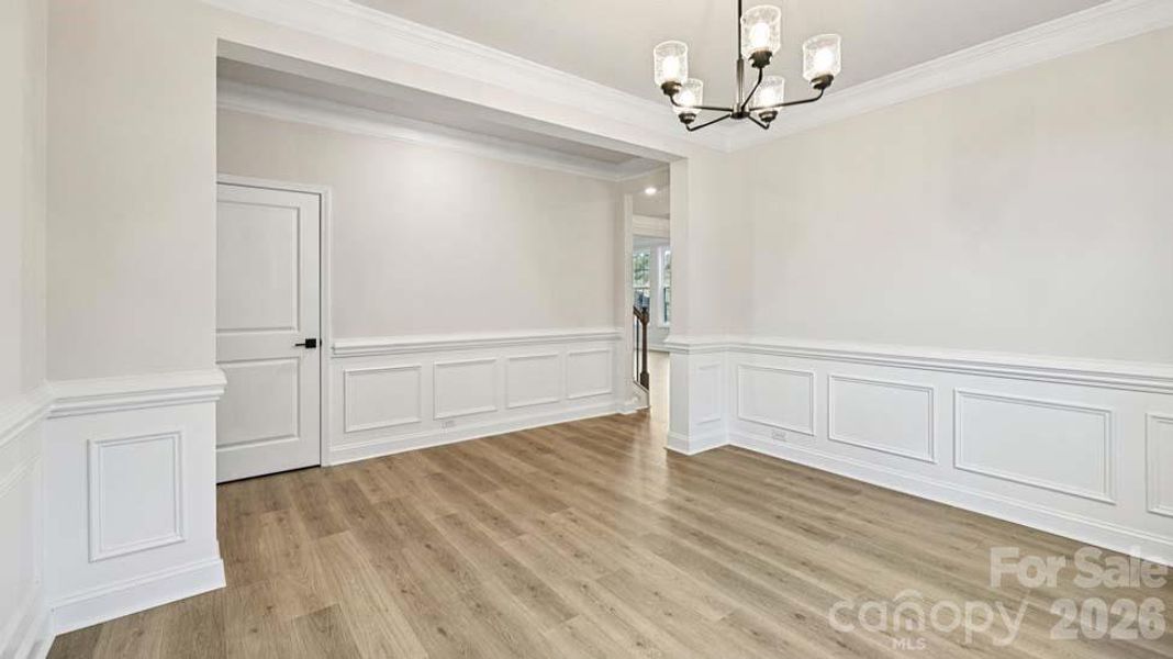 Spacious, unfurnished interior of a new home in Sylvan Creek, Denver (Image 30).