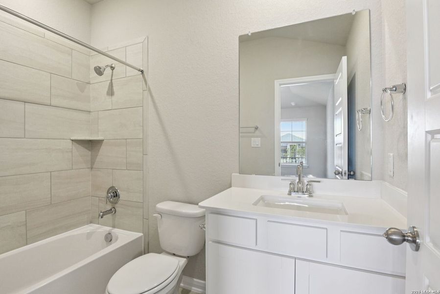 Furnished interior view inside a new home in Sagebrooke - Premier Series, San Antonio (Image 7).