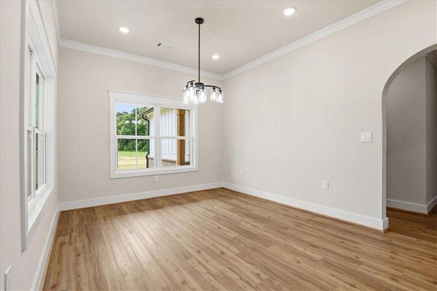 Spacious, unfurnished interior of a new home in , Monroe (Image 76).