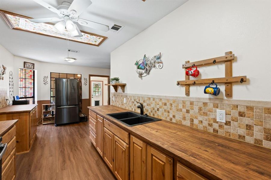 Furnished interior view inside a new home in , Weatherford (Image 17). Furnished interior view inside a new home in , Weatherford (Image 17).