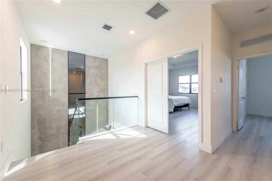 Image 16 of a home in .