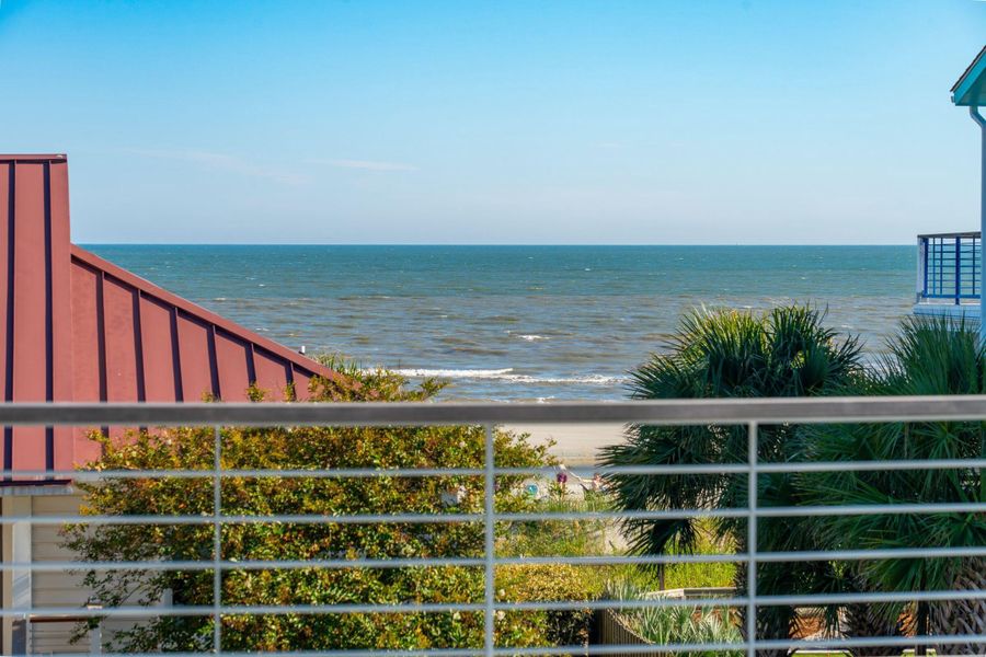 Image 79 of a home in .