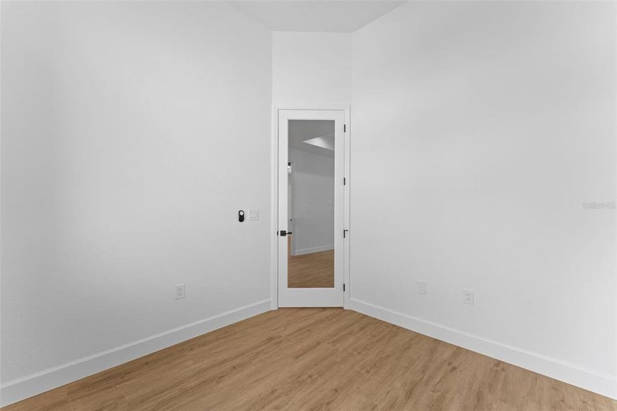 Spacious, unfurnished interior of a new home in , North Port (Image 17).