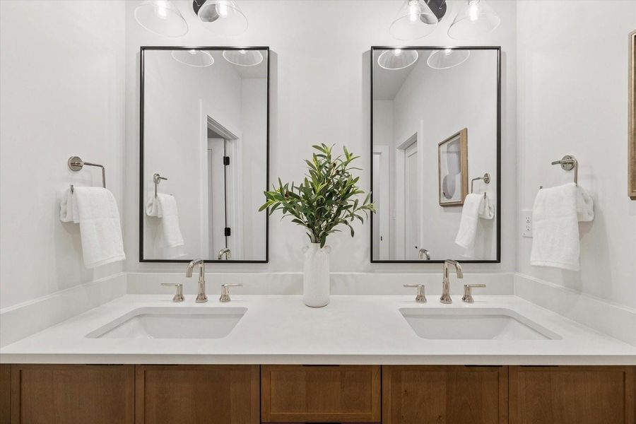 Close-up of interior finishes inside a home in , Houston (Image 22). Close-up of interior finishes inside a home in , Houston (Image 22).