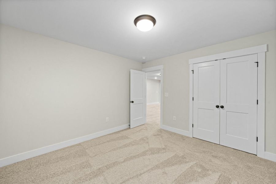 Spacious, unfurnished interior of a new home in Harbor Crossing, Greensboro (Image 27).