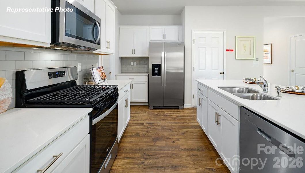 Furnished interior view inside a new home in Stanton, Richburg (Image 9).