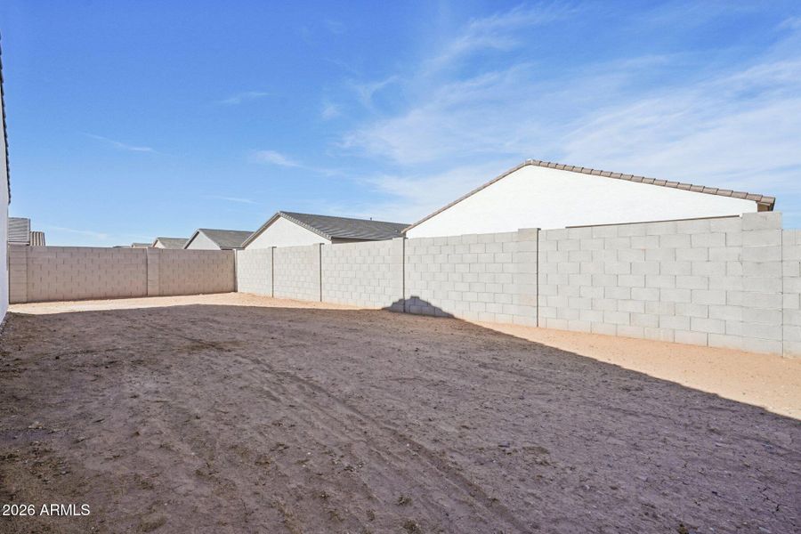 37-web-or-mls-W Cansados Rd-S1501-037