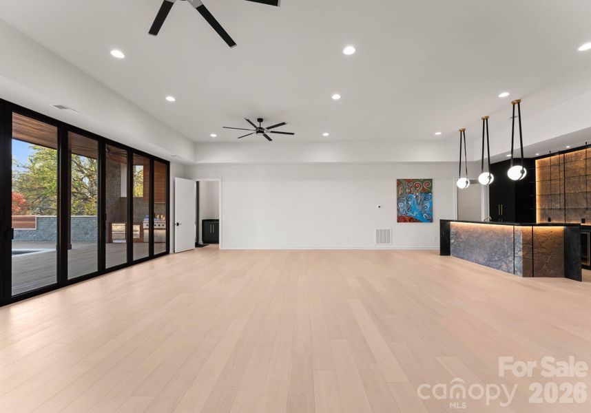 Spacious, unfurnished interior of a new home in , Charlotte (Image 21).