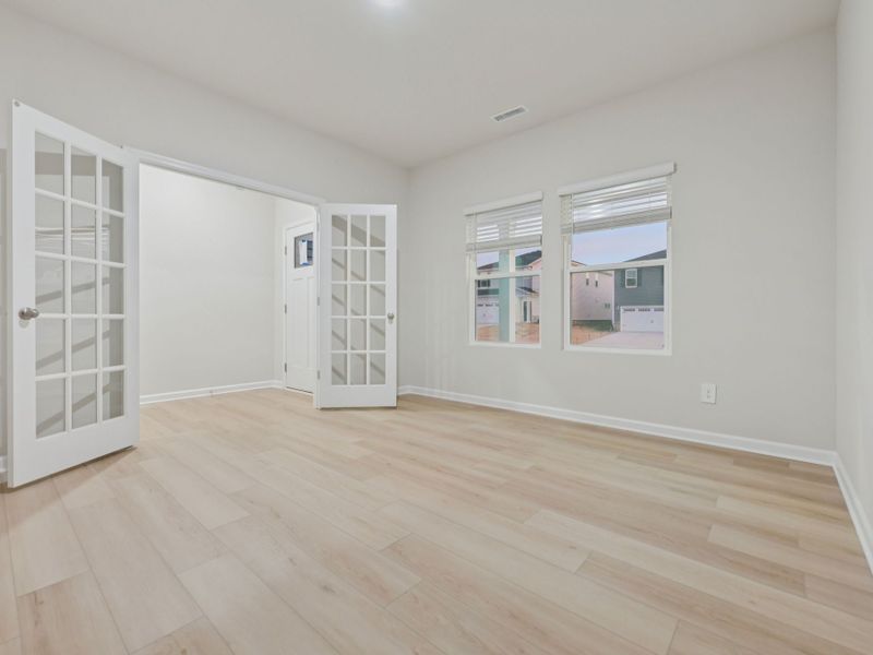Spacious, unfurnished interior of a new home in Oak Manor - Signature Series, Garner (Image 13).