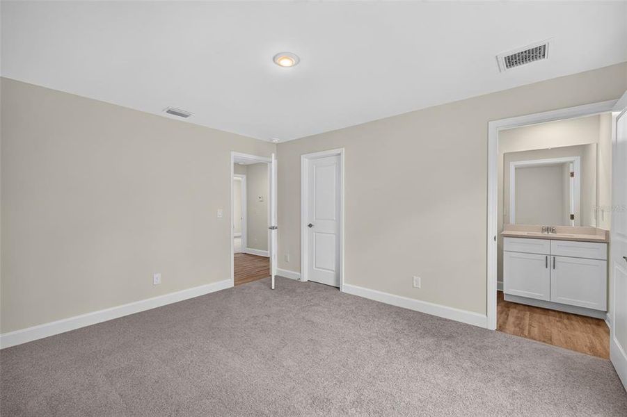 Spacious, unfurnished interior of a new home in , Port Charlotte (Image 20). Spacious, unfurnished interior of a new home in , Port Charlotte (Image 20).