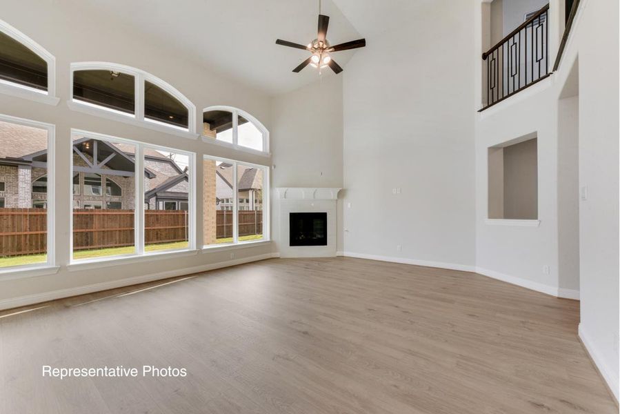 Representative unfurnished interior of a home built from the Hartford V by Grand Homes in Somercrest, Midlothian (Image 15).