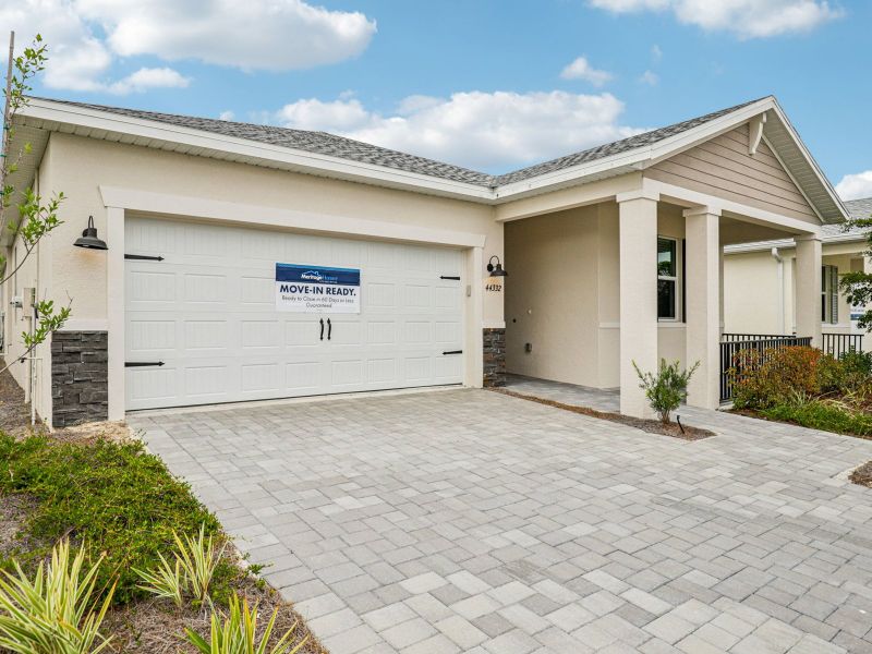Image 17 of a home in Crescent Lakes - Reserve Series.