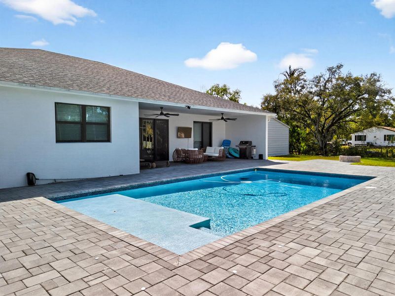 Pool 8