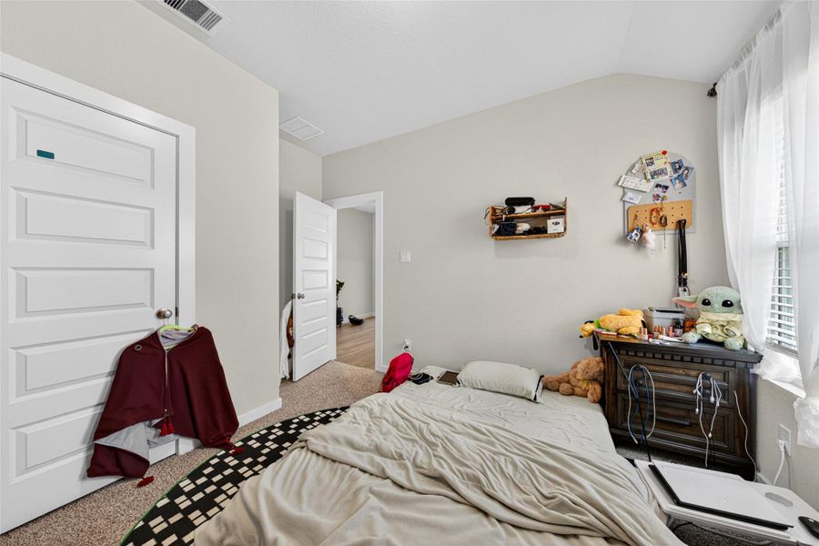 Furnished interior view inside a new home in Wall Street Village, Richmond (Image 9).