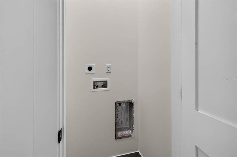 Spacious, unfurnished interior of a new home in , St. Petersburg (Image 16). Spacious, unfurnished interior of a new home in , St. Petersburg (Image 16).